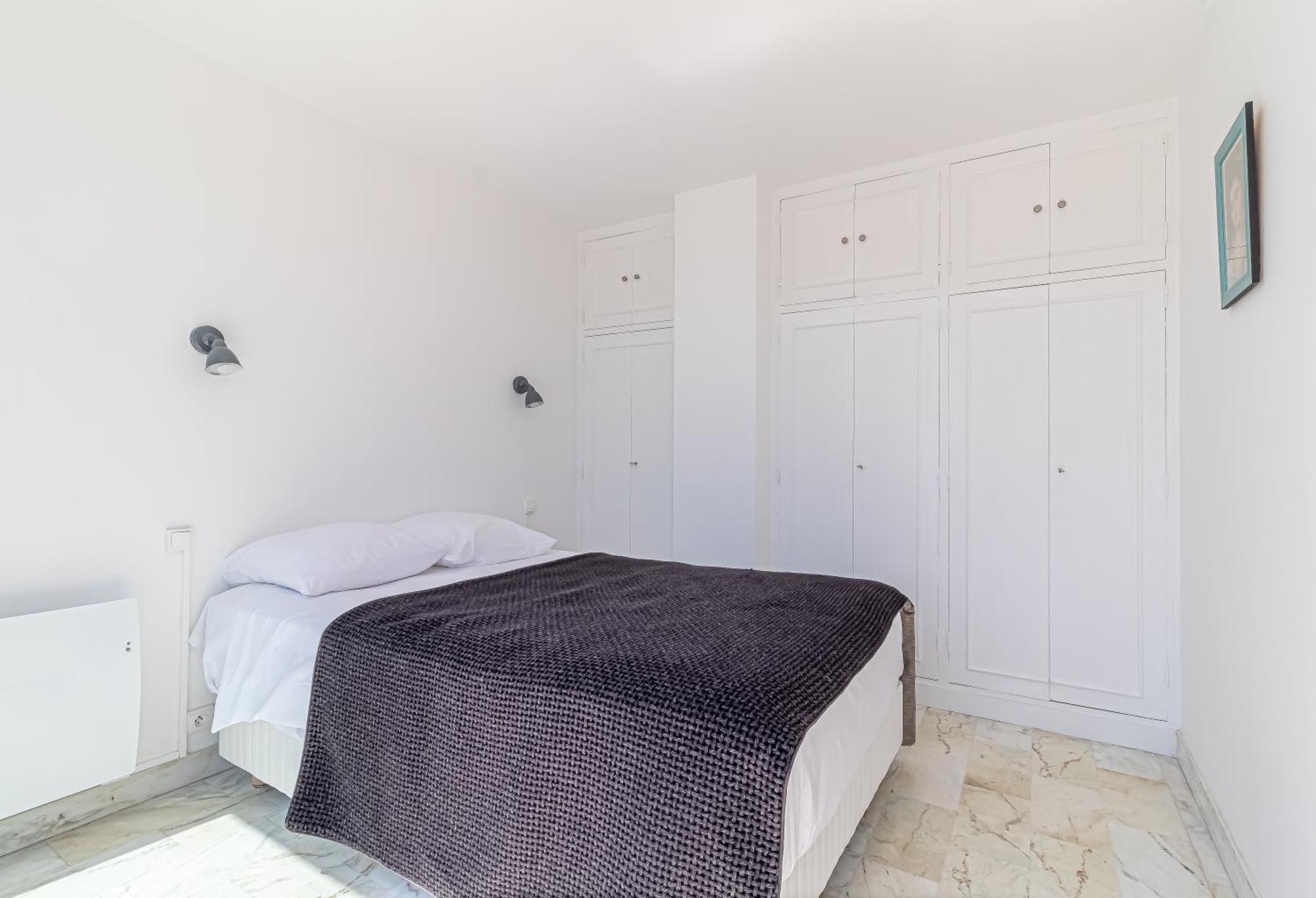 Superb Rooftop Parking * Roquebrune-Cap-Martin